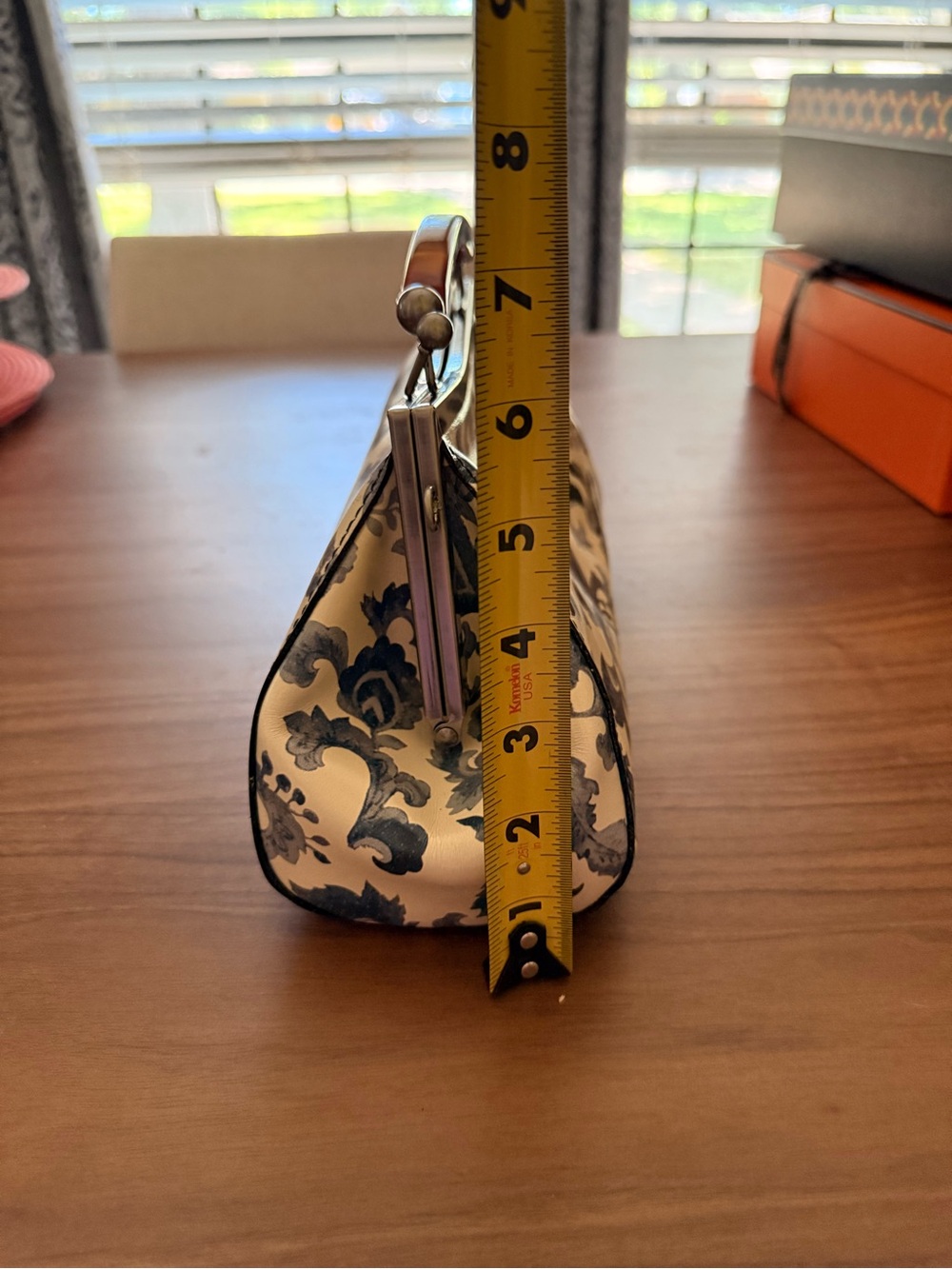 Patricia Nash Cream Floral Frame Clutch with Handle - Picture 7 of 9